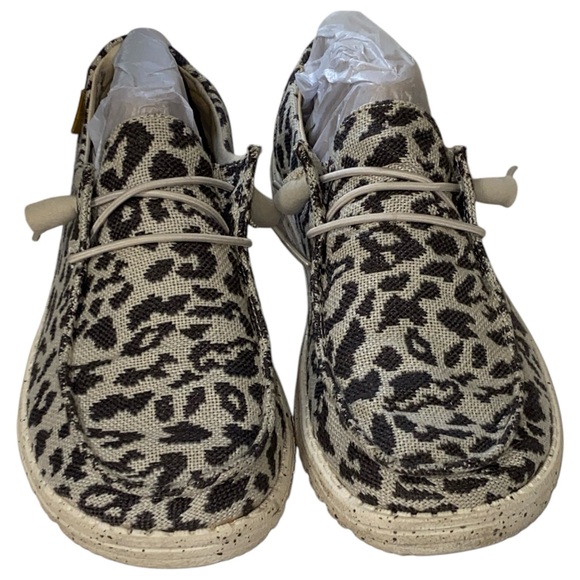 Hey Dude Wendy Cheetah Gray Print Women’s Size 8.5 EUC - Picture 3 of 7